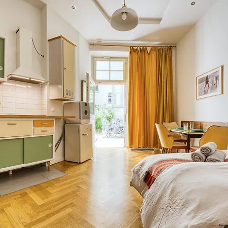 Cozy Designer In Friedrichshain Daire Berlin